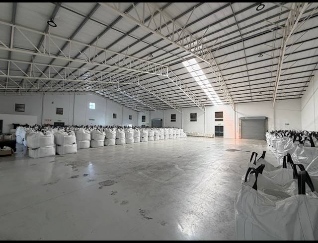 1,062M² WAREHOUSE TO LET IN AAN DE WIJNLANDEN